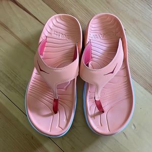 Hike recovery flip flop